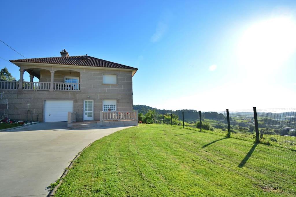 Appartamento Duplex Da Pedra E Da Auga Meis Esterno foto